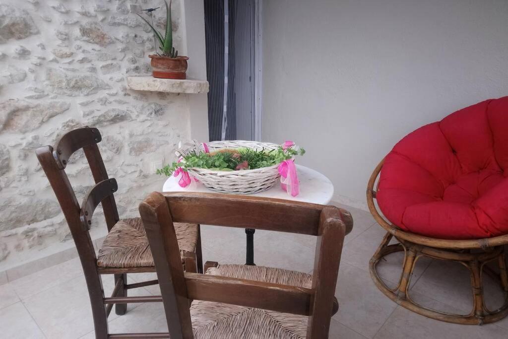 Eirini'S Traditional House Lístaros Buitenkant foto