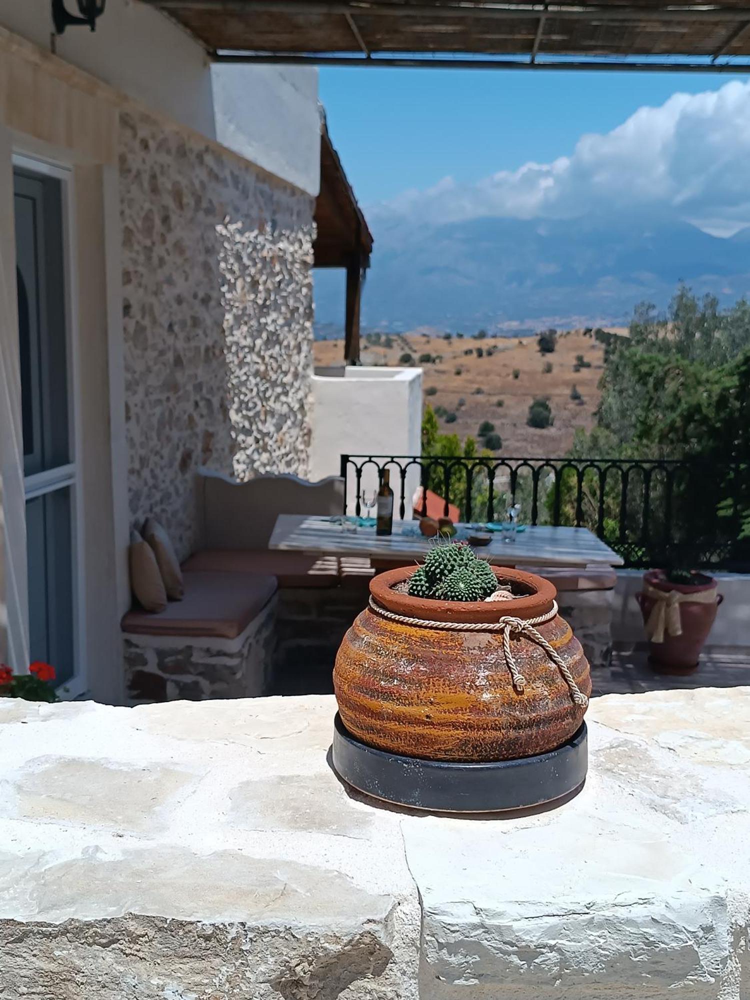 Eirini'S Traditional House Lístaros Buitenkant foto